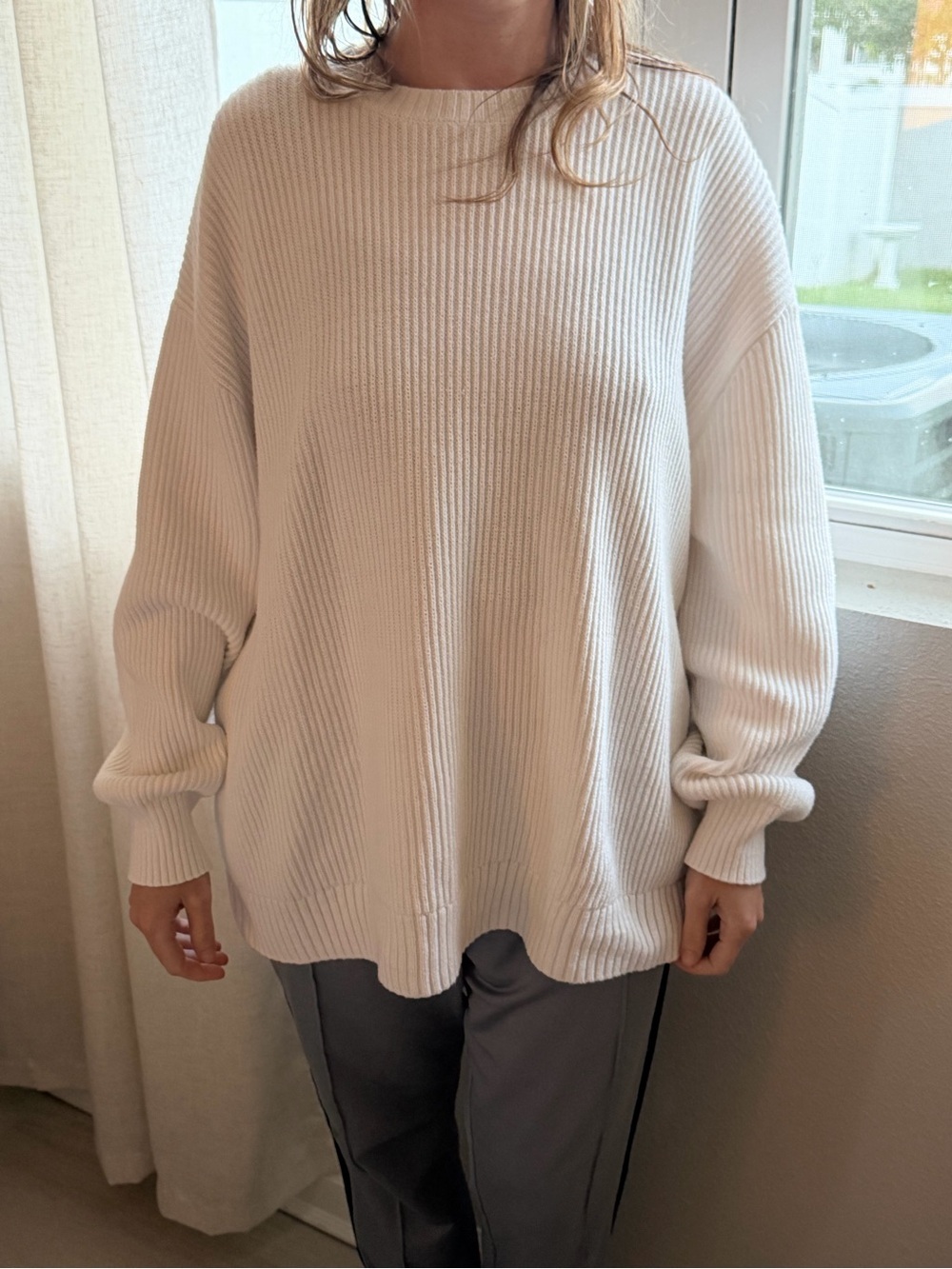 Hollister Cream Ribbed Crewneck Sweater